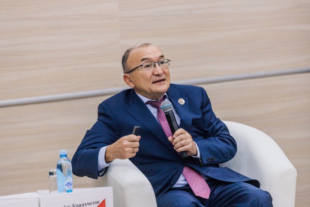 «Предприятие знаний»: каким должно быть высшее образование в Казахстане